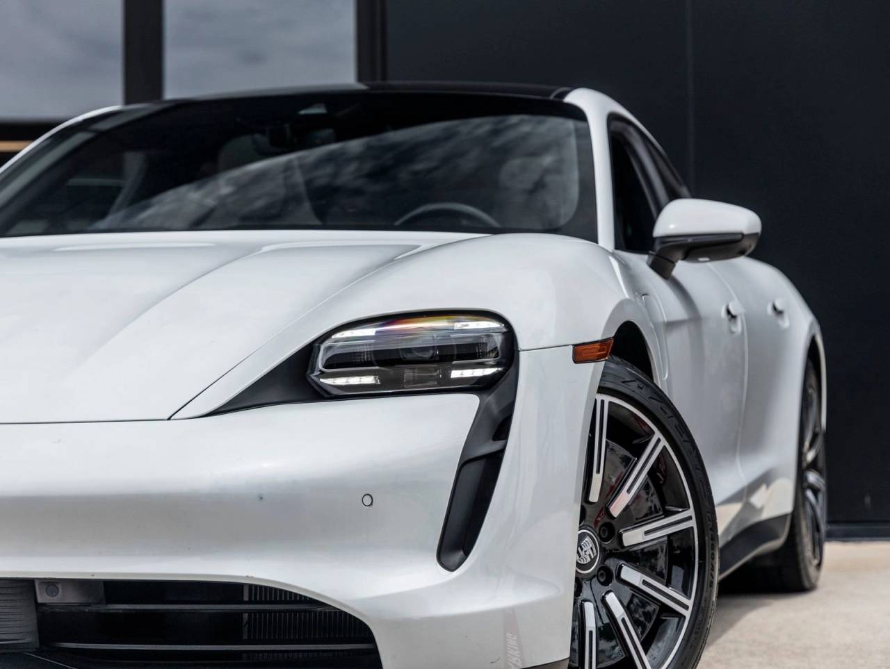 2021 Porsche Taycan Base