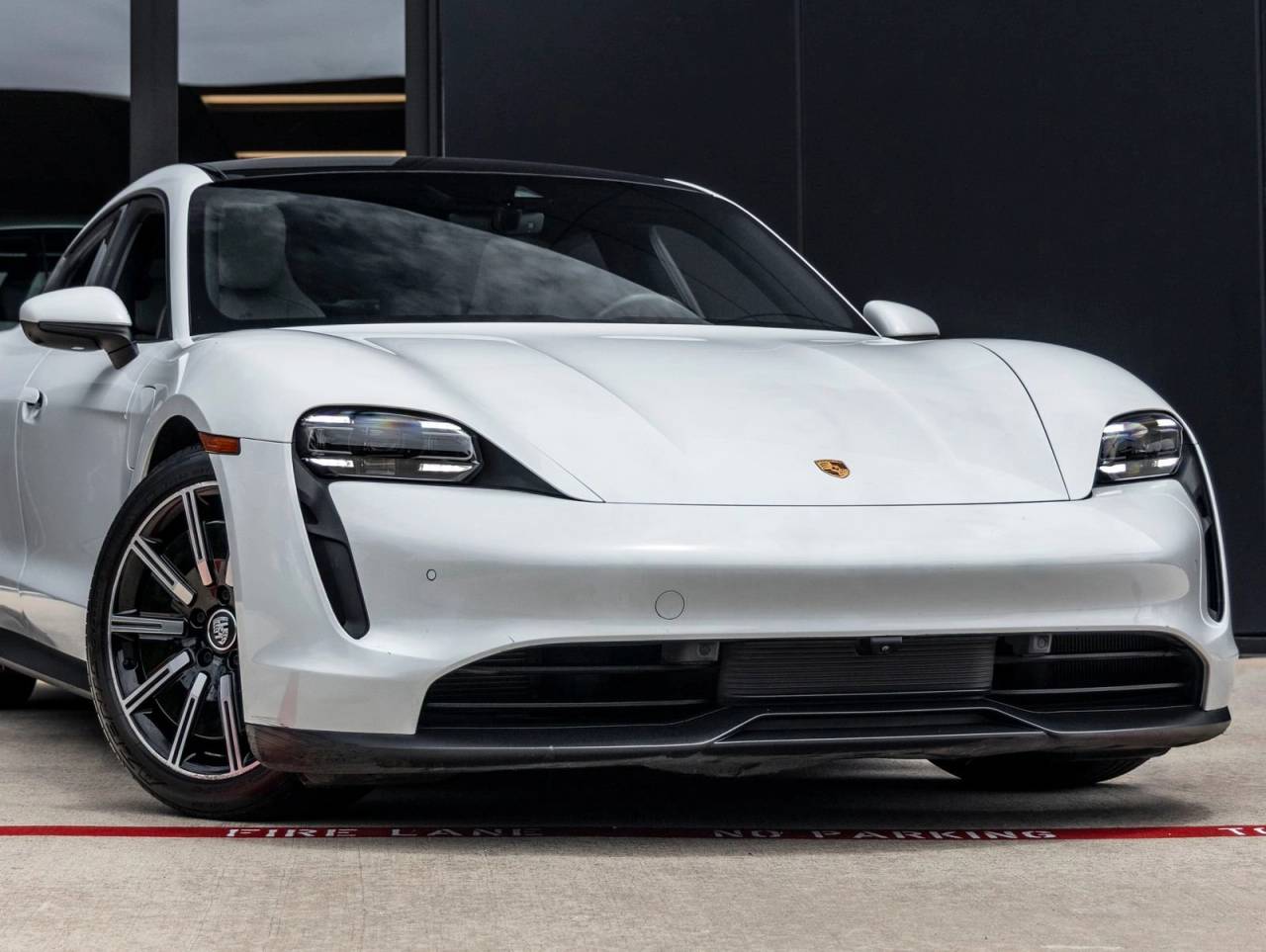 2021 Porsche Taycan Base