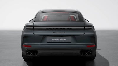 2026 Porsche Panamera 4