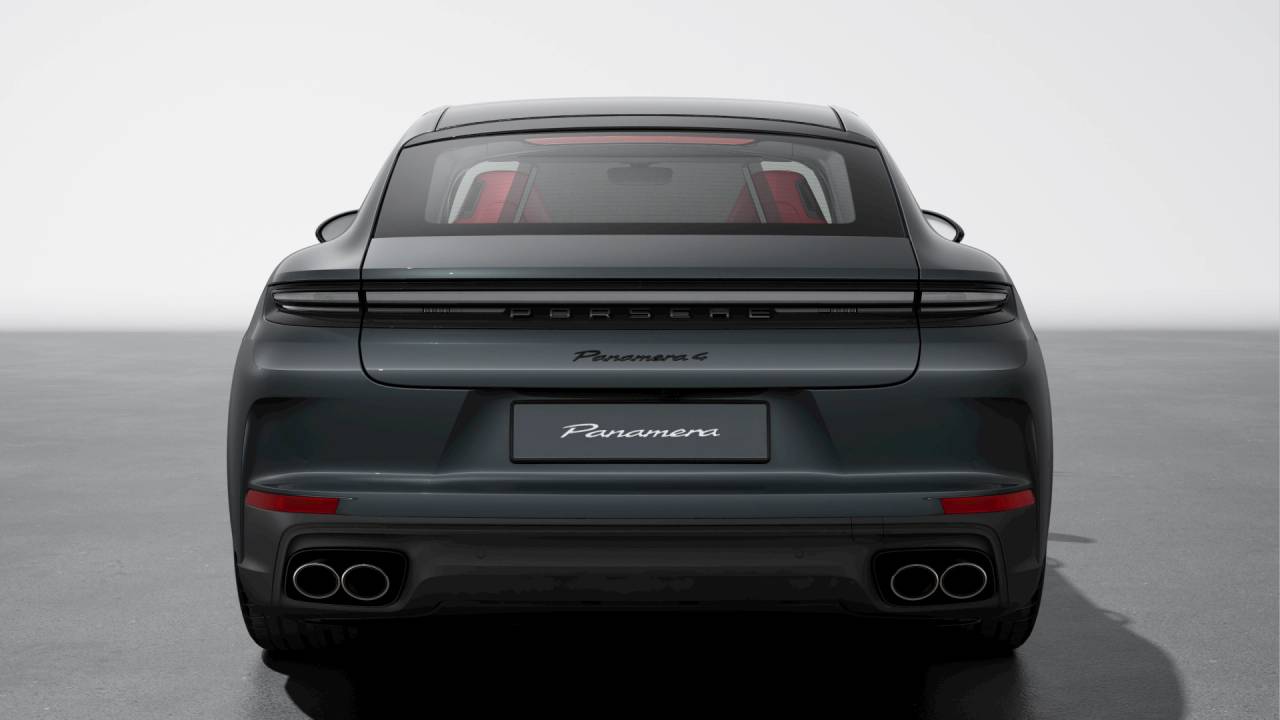 2026 Porsche Panamera 4