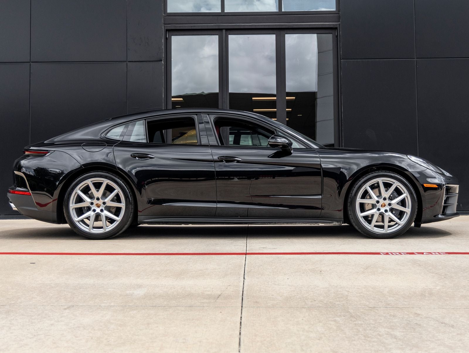 2026 Porsche Panamera RWD