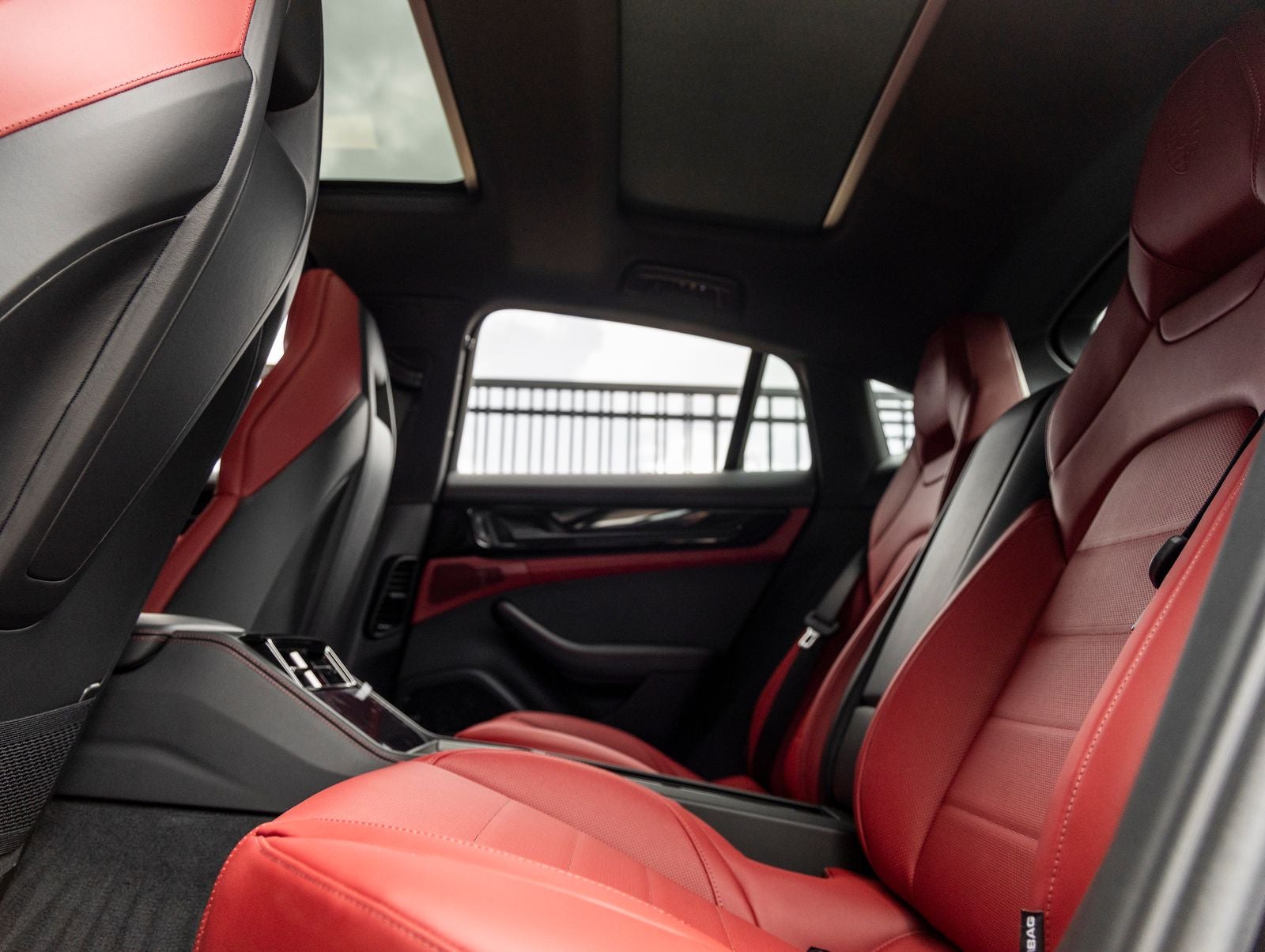 2026 Porsche Panamera RWD