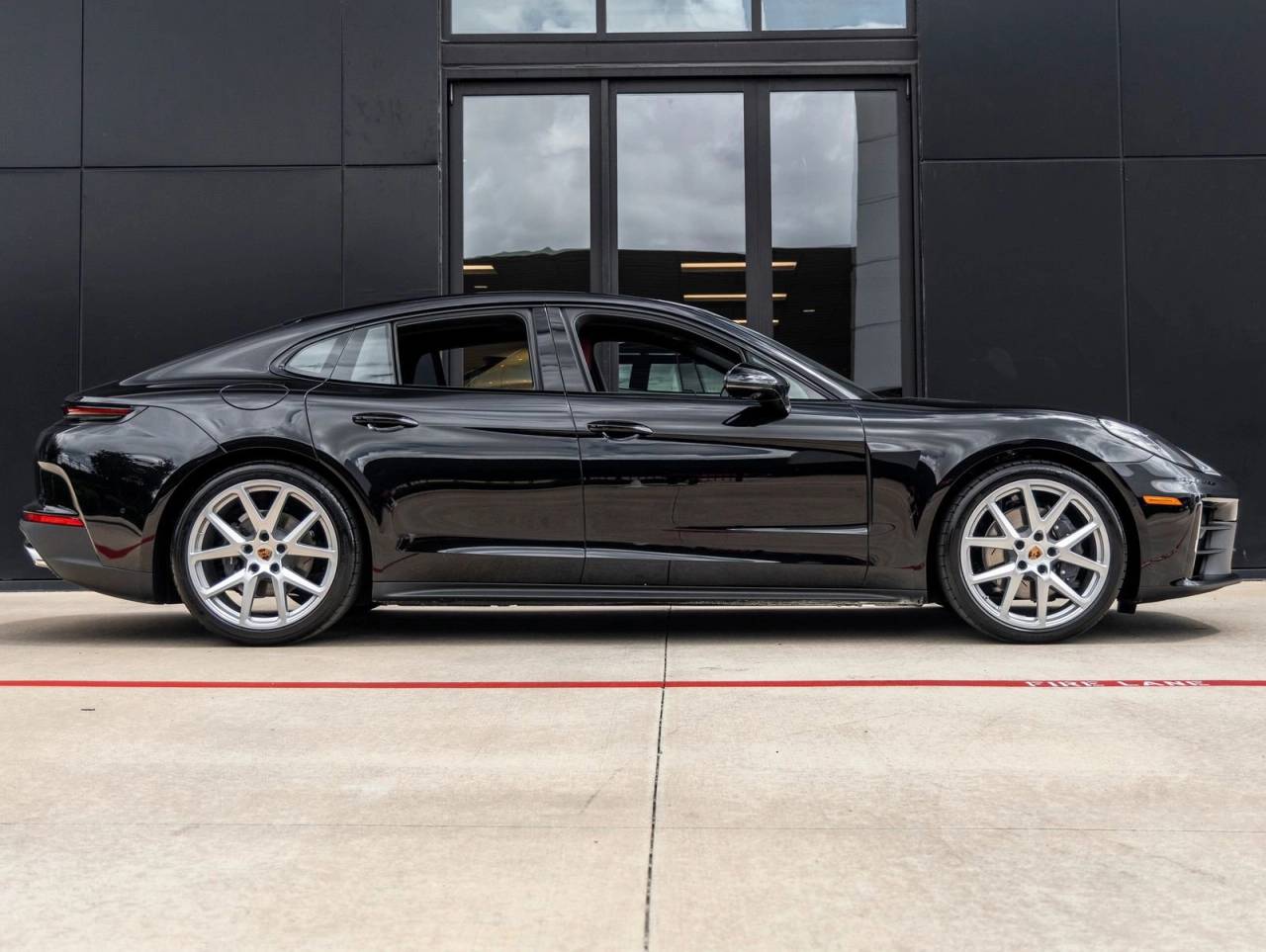 2026 Porsche Panamera RWD