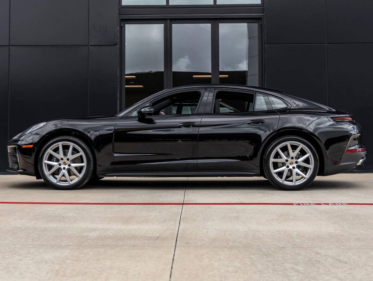 2026 Porsche Panamera RWD