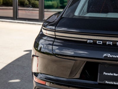 2026 Porsche Panamera Base