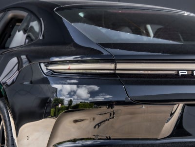 2026 Porsche Panamera Base