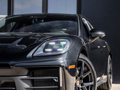 2026 Porsche Panamera Base