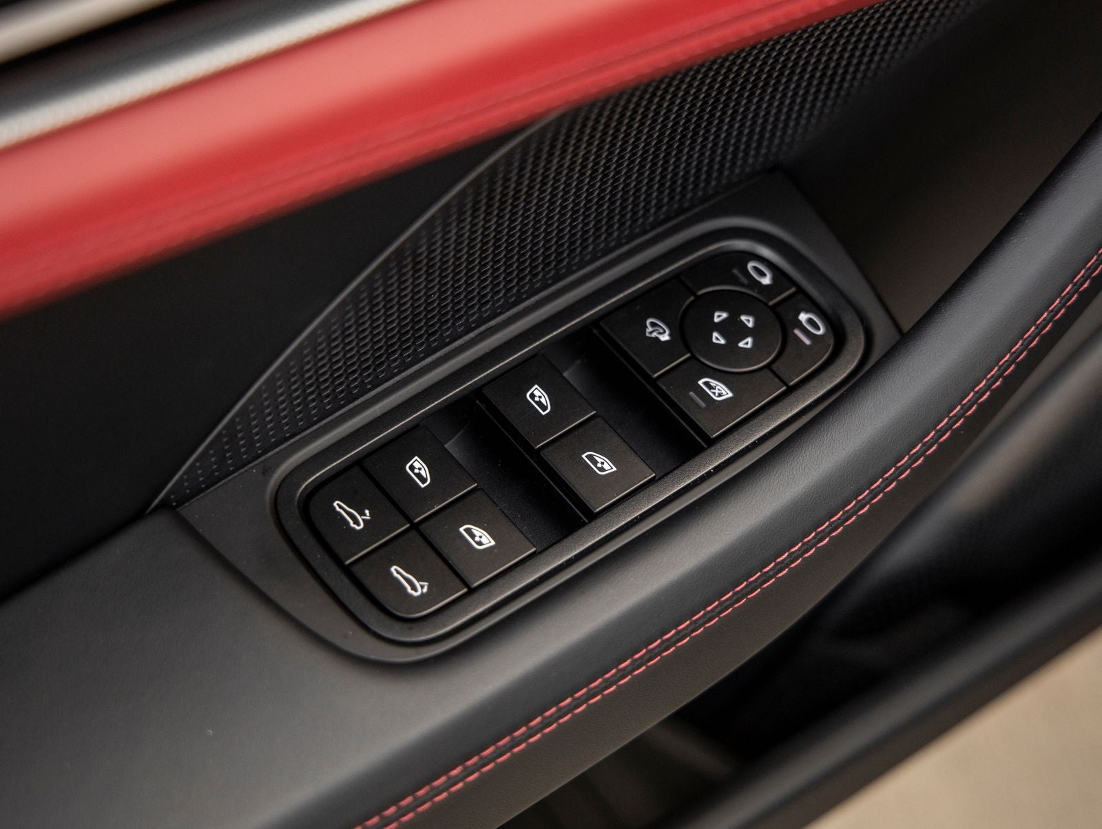 2026 Porsche Panamera Base