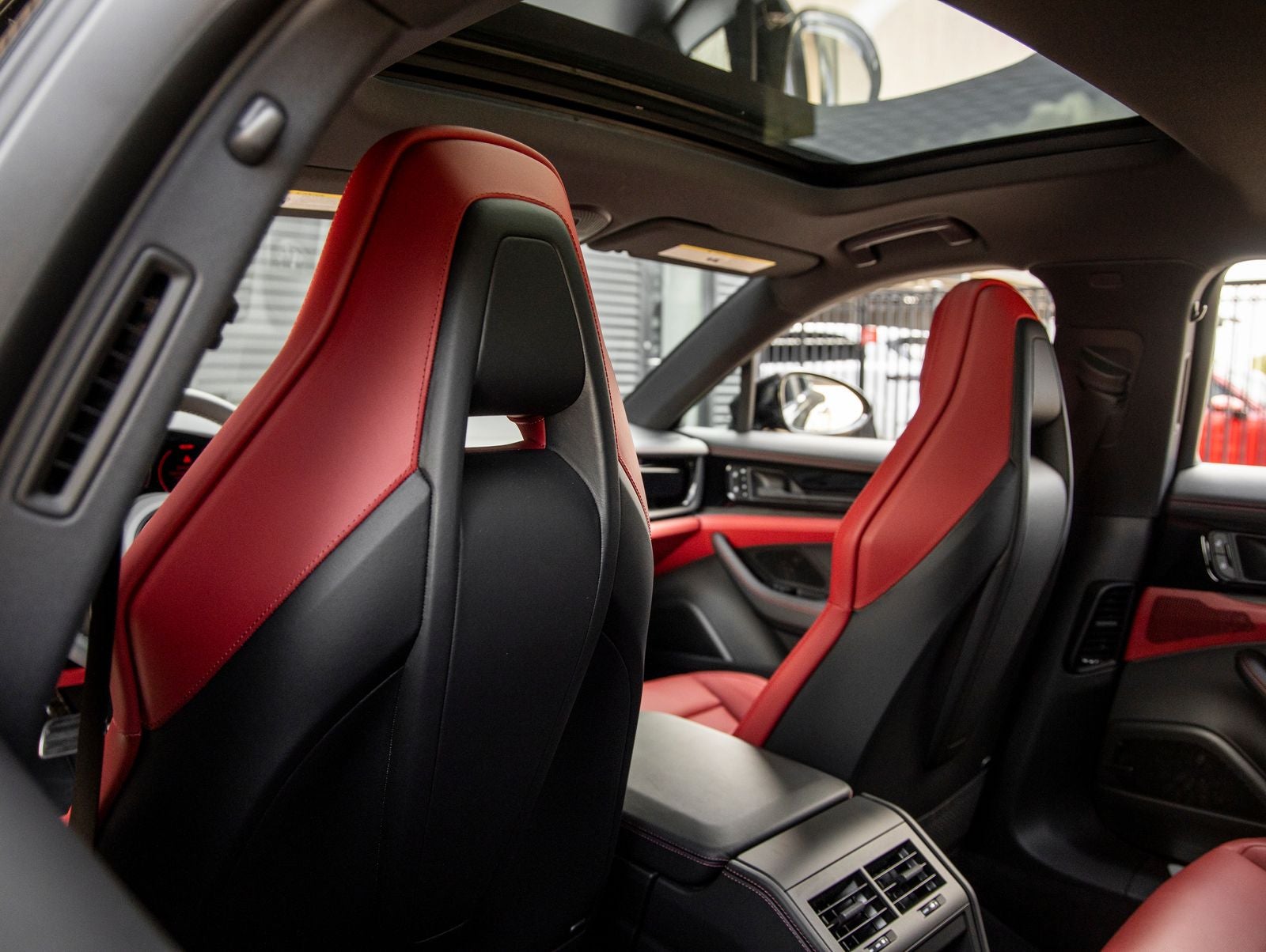 2026 Porsche Panamera Base