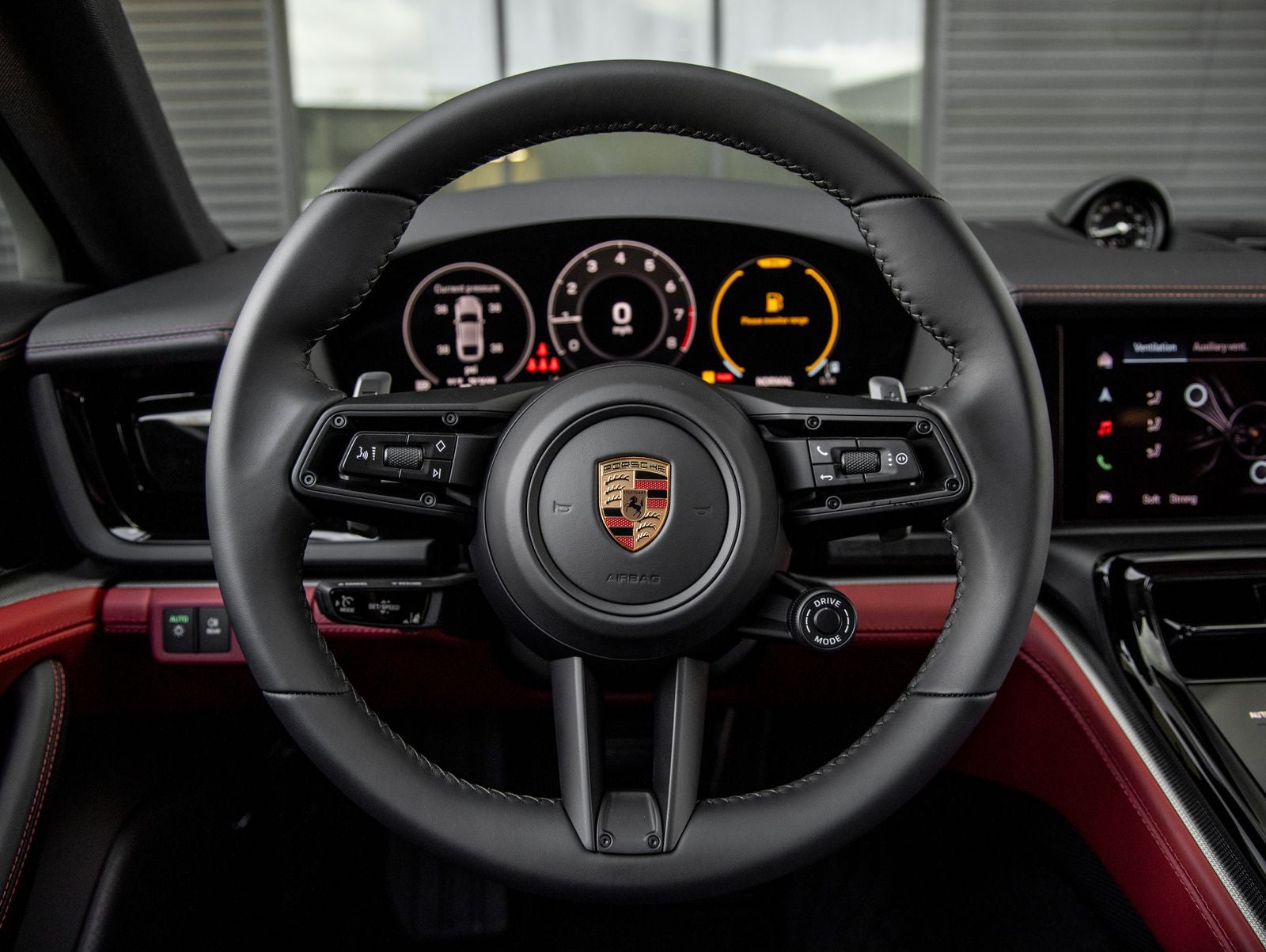 2026 Porsche Panamera Base