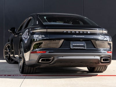 2026 Porsche Panamera Base