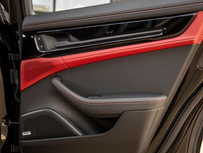 2026 Porsche Panamera Base