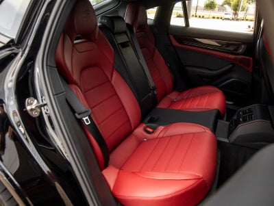2026 Porsche Panamera Base