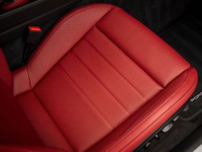 2026 Porsche Panamera Base