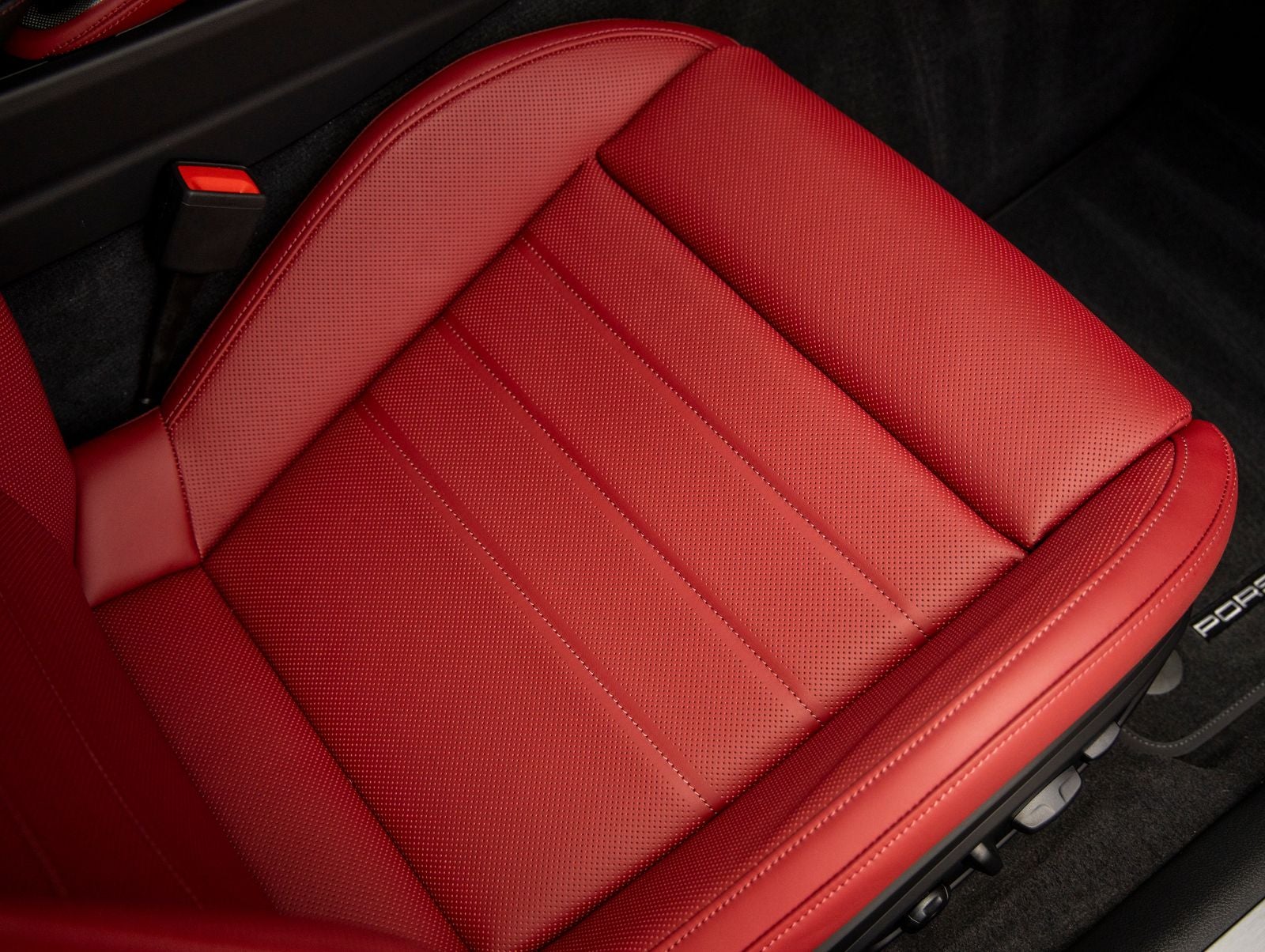 2026 Porsche Panamera Base