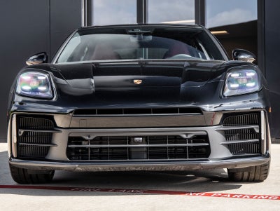 2026 Porsche Panamera Base