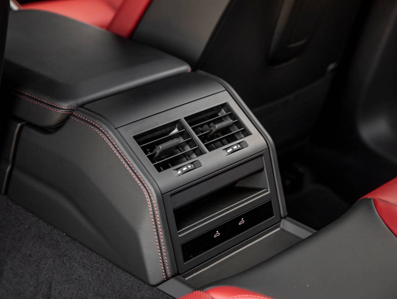 2026 Porsche Panamera Panamera