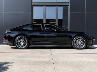 2026 Porsche Panamera Panamera 4