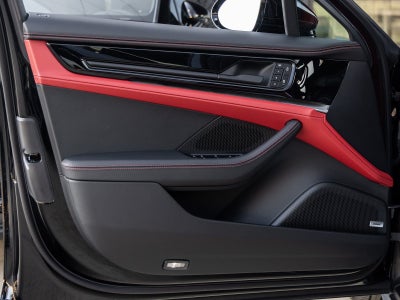 2026 Porsche Panamera Panamera 4