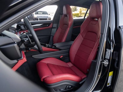 2026 Porsche Panamera Panamera 4