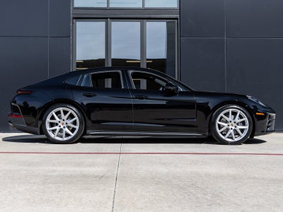 2026 Porsche Panamera Panamera 4