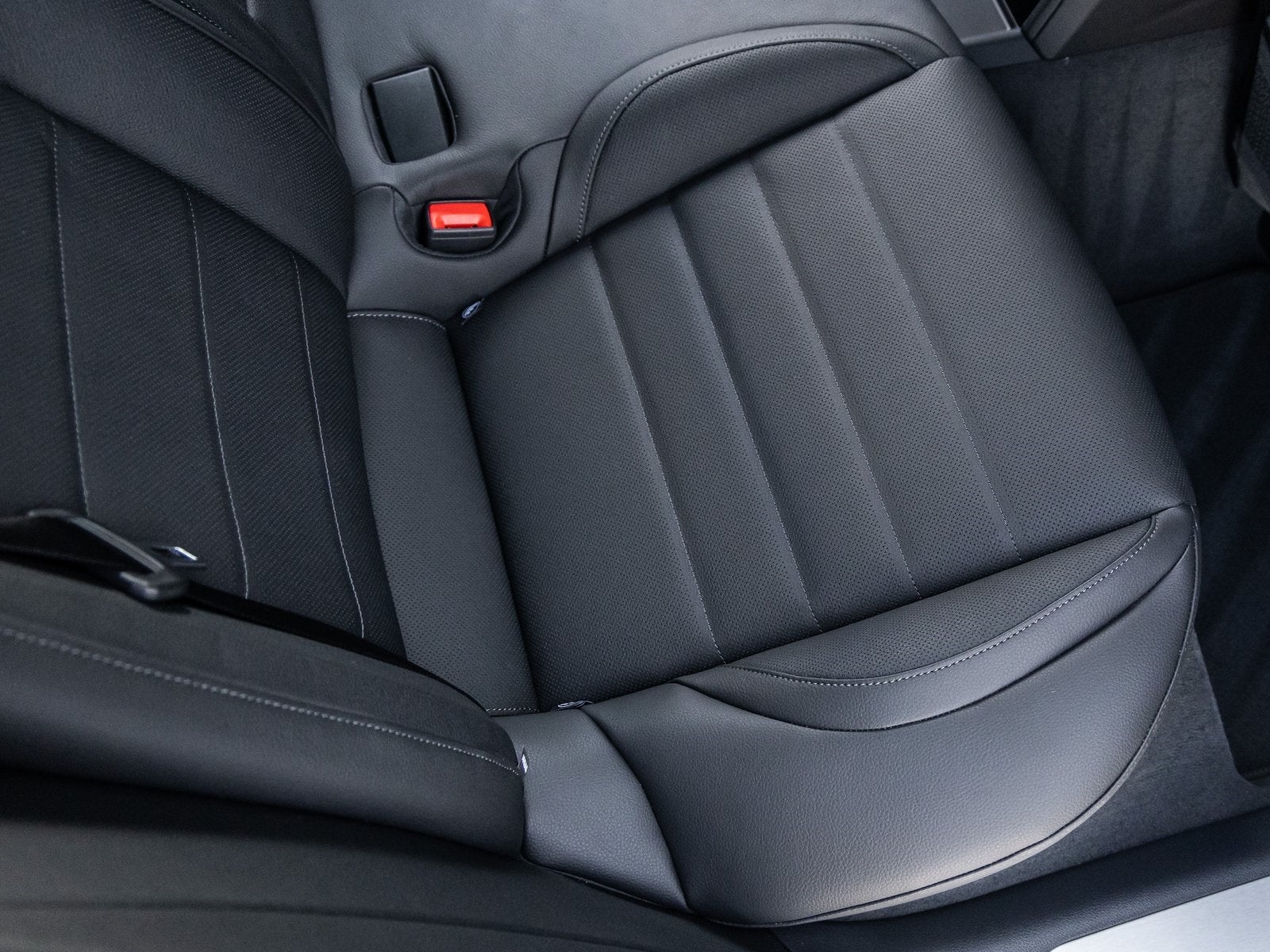 2026 Porsche Panamera Panamera 4