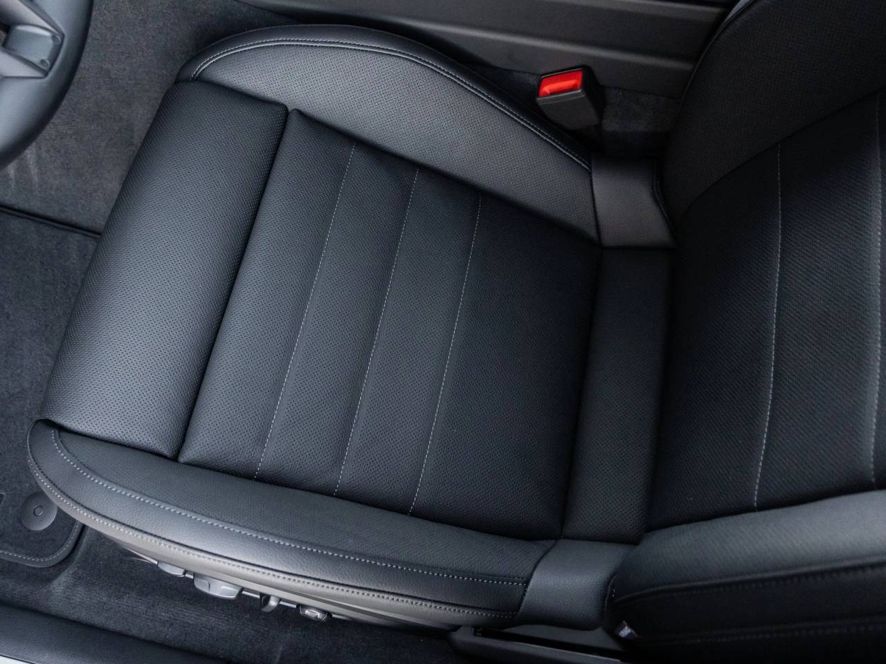 2026 Porsche Panamera Panamera 4