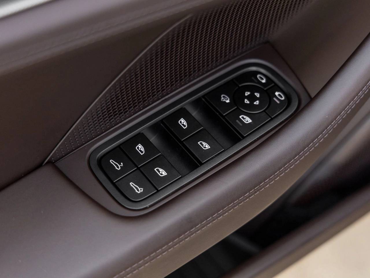 2026 Porsche Panamera Panamera 4