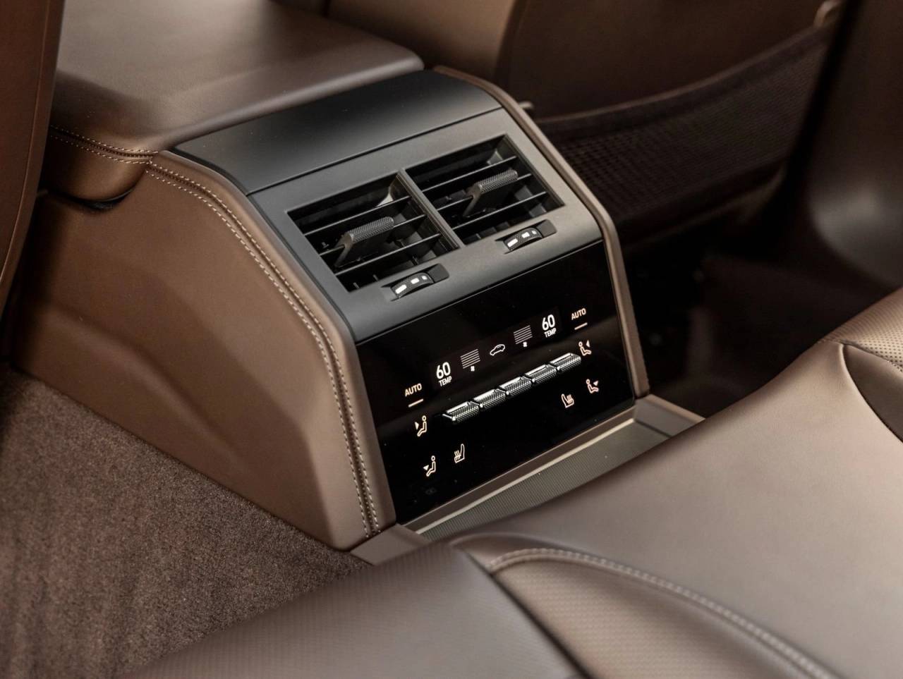 2026 Porsche Panamera Panamera 4
