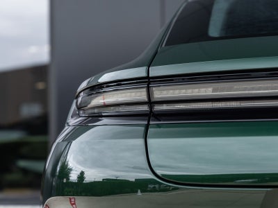 2025 Porsche Panamera Base