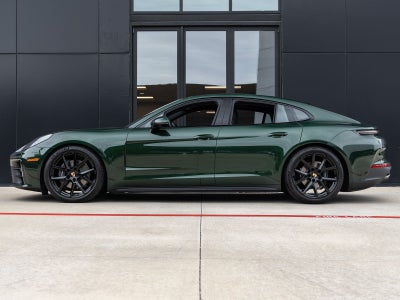 2025 Porsche Panamera Base