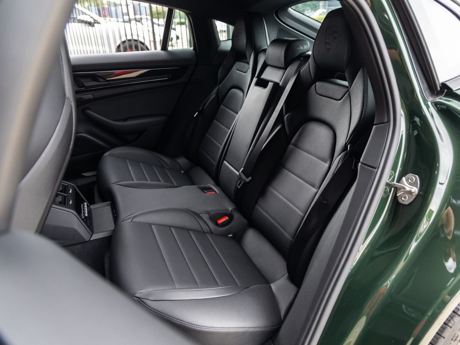 2025 Porsche Panamera Base