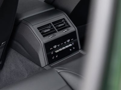 2025 Porsche Panamera Base