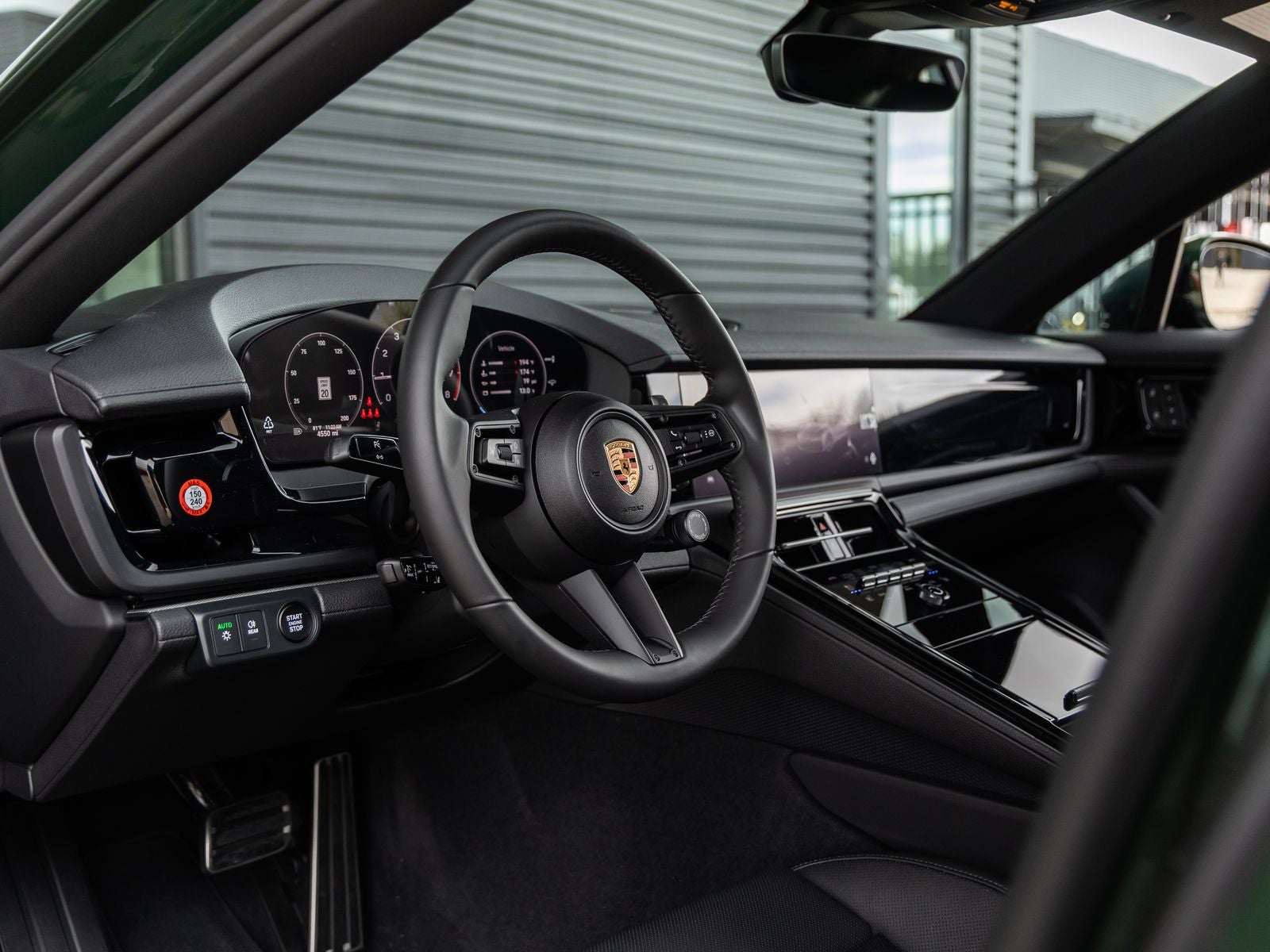 2025 Porsche Panamera Base