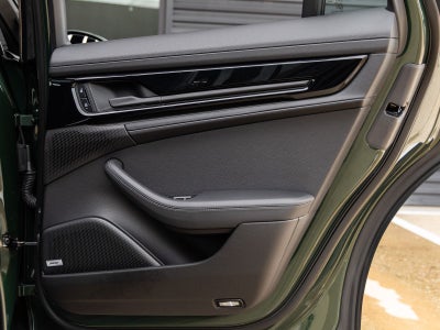 2025 Porsche Panamera Base