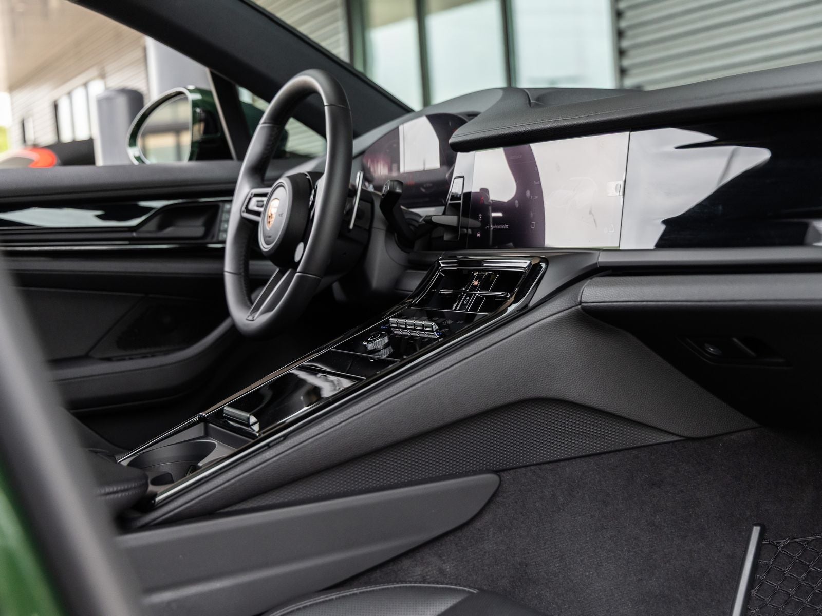 2025 Porsche Panamera Base
