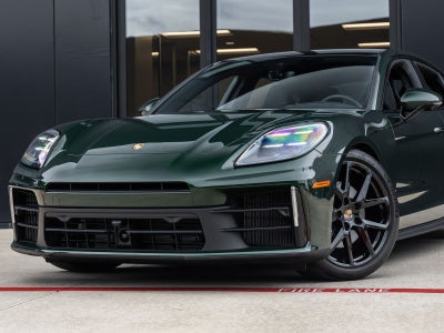 2025 Porsche Panamera Base