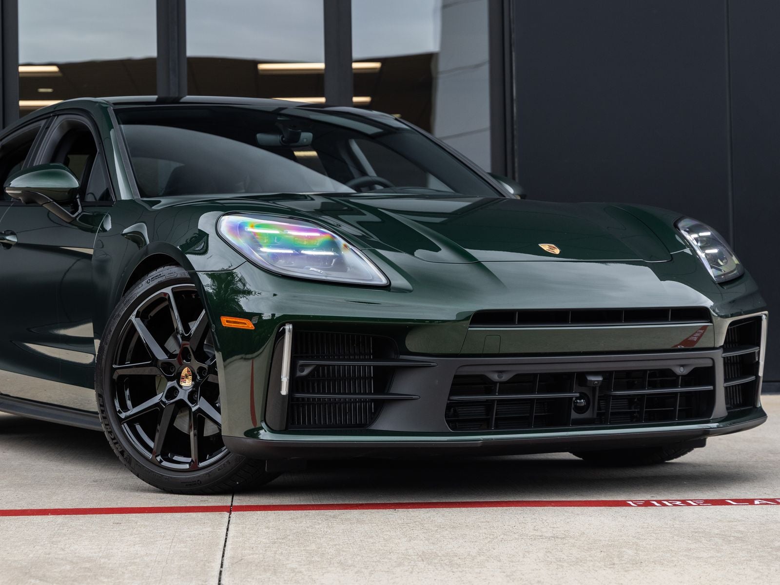 2025 Porsche Panamera Base