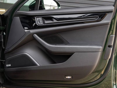2025 Porsche Panamera Panamera