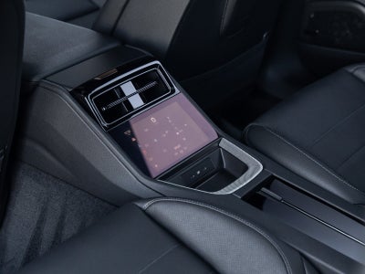 2025 Porsche Panamera Panamera