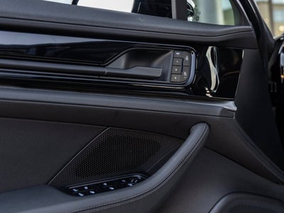 2025 Porsche Panamera Panamera