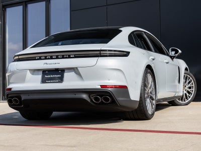 2025 Porsche Panamera Panamera