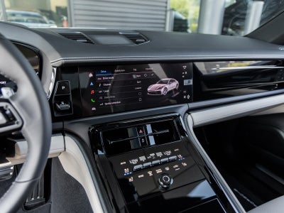 2025 Porsche Panamera Panamera