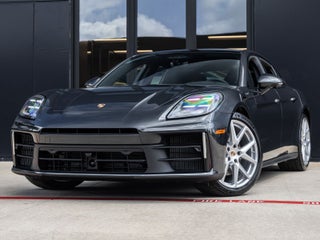 2026 Porsche Panamera 4
