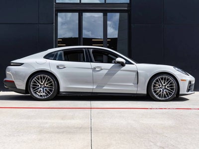 2026 Porsche Panamera Panamera 4