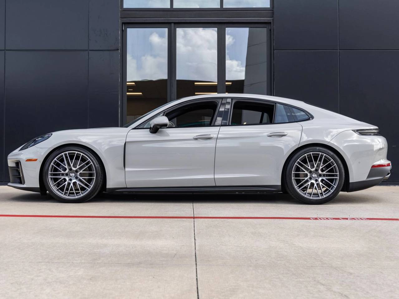 2026 Porsche Panamera Panamera 4