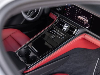 2026 Porsche Panamera Panamera 4