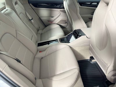 2026 Porsche Panamera Panamera