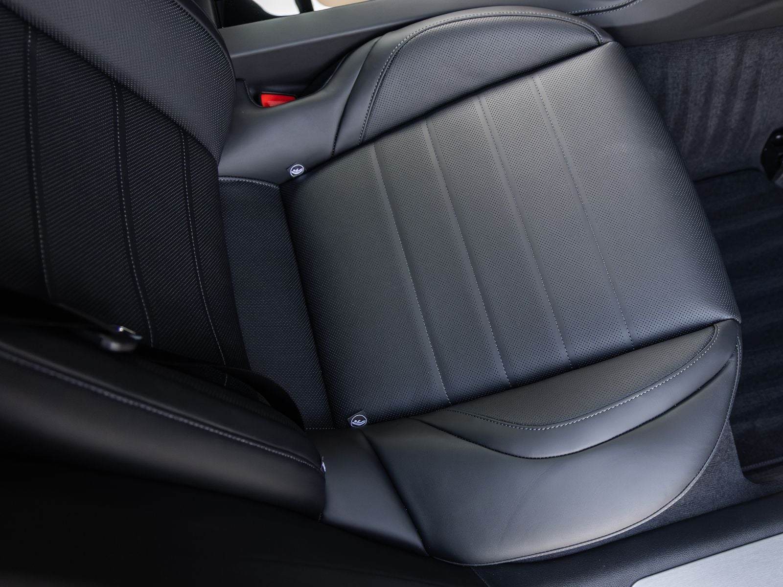 2026 Porsche Panamera Panamera 4