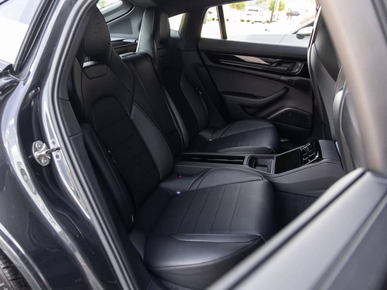 2026 Porsche Panamera Panamera 4